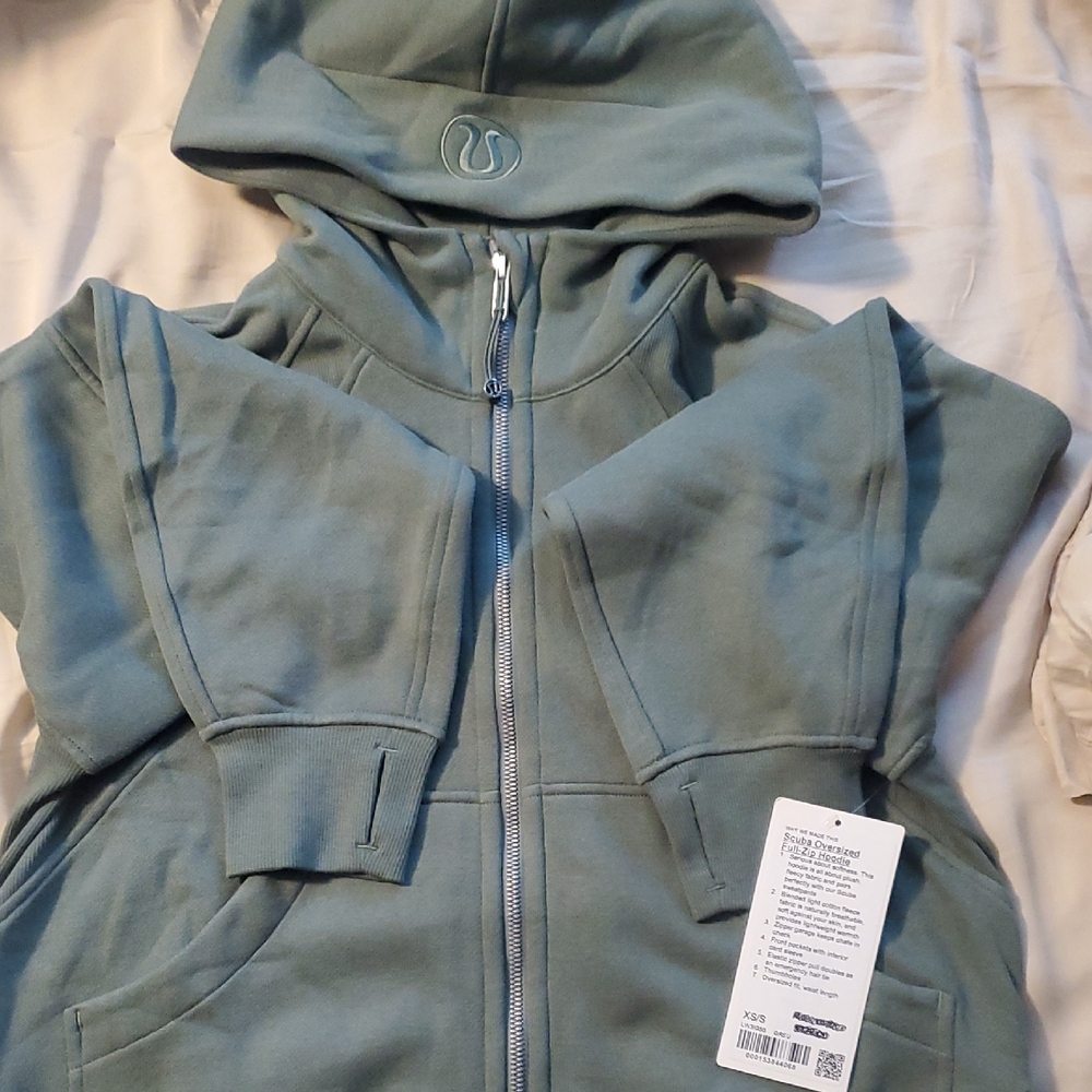 Lululemon Sage Green Scuba Hoodie